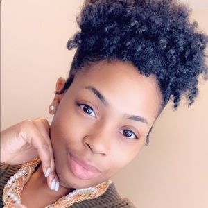 Meet your Posher, Ciara